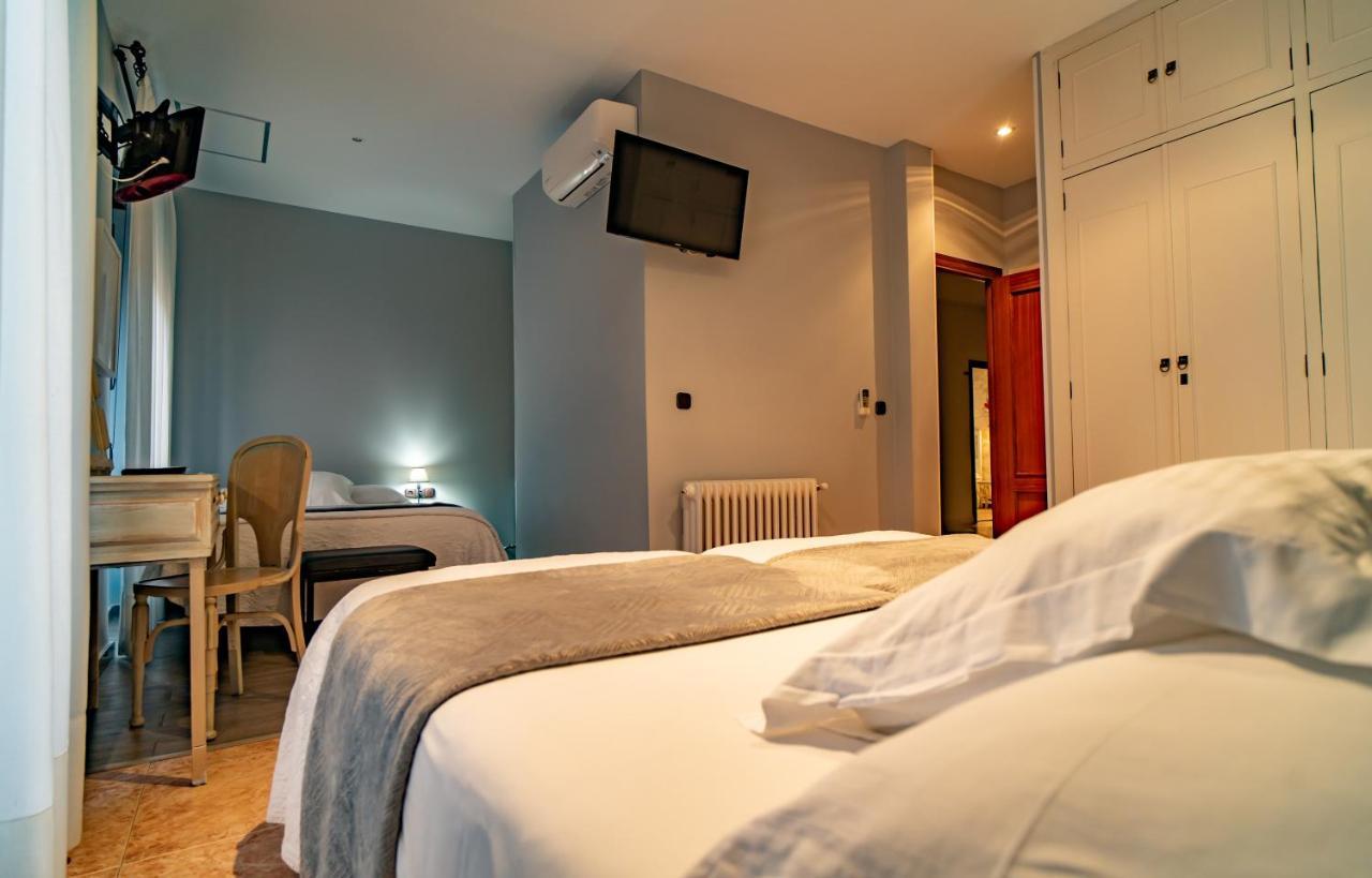 Hotel Alfonso IX (Adults Only) Caces 외부 사진