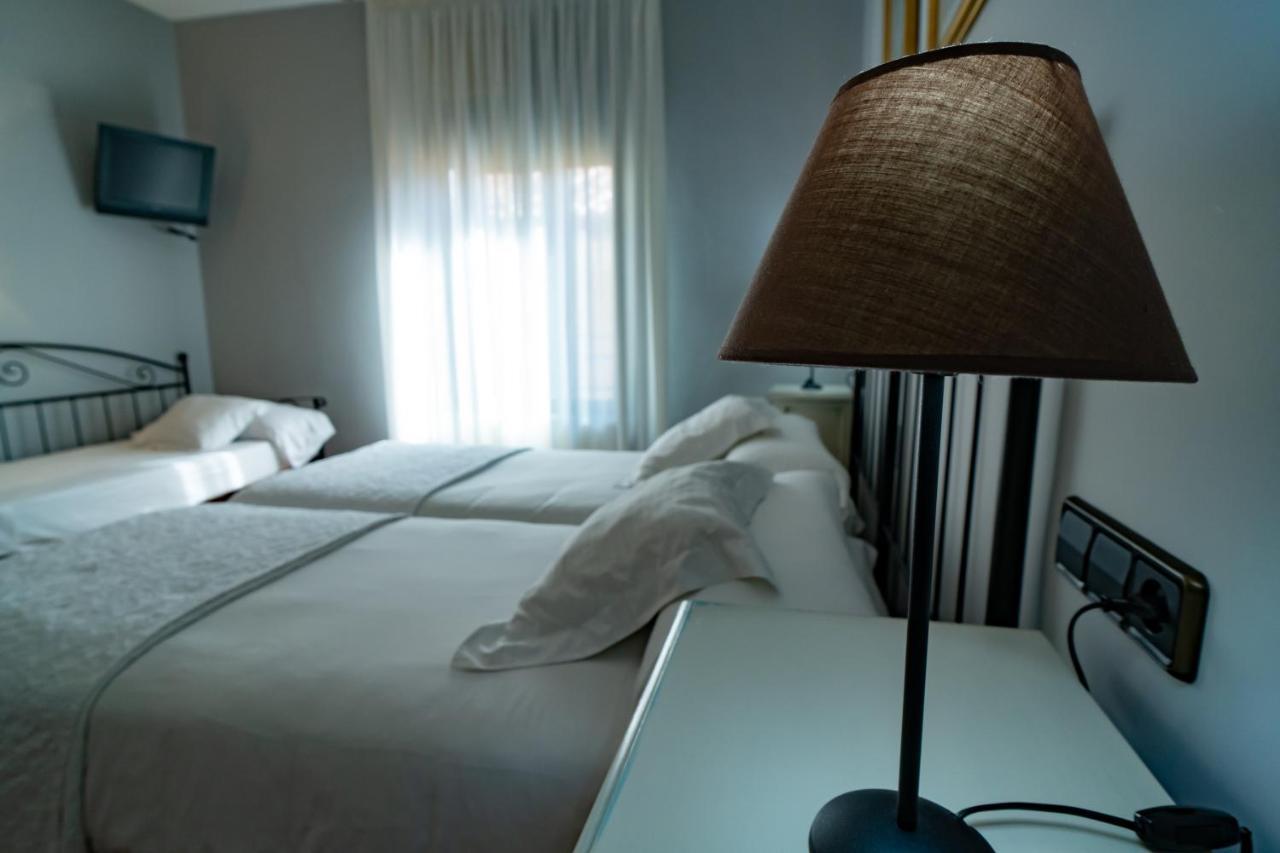 Hotel Alfonso IX (Adults Only) Caces 외부 사진