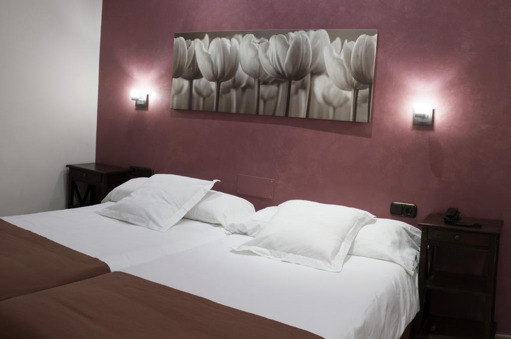 Hotel Alfonso IX (Adults Only) Caces 외부 사진